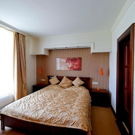 Campus Hotel เดเบรตเซน ภายนอก รูปภาพ
