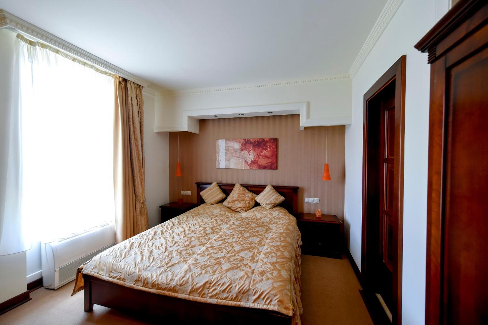 Campus Hotel เดเบรตเซน ภายนอก รูปภาพ